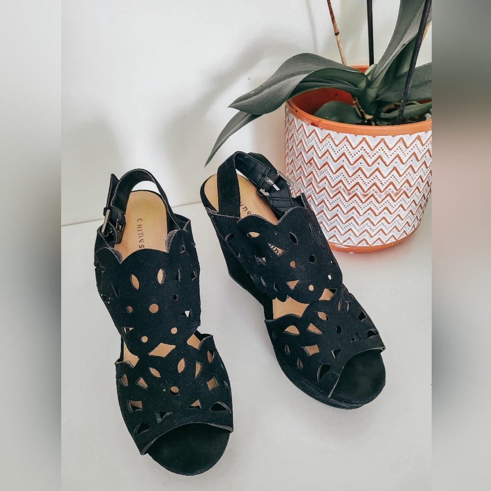 Chinese Laundry open toed wedge